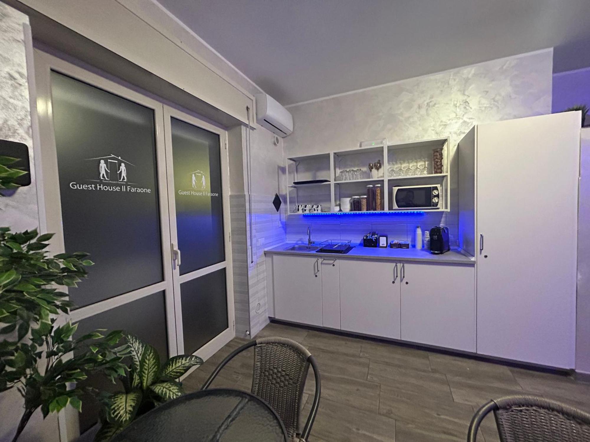 Guest House Il Faraone Fiumicino Exterior photo