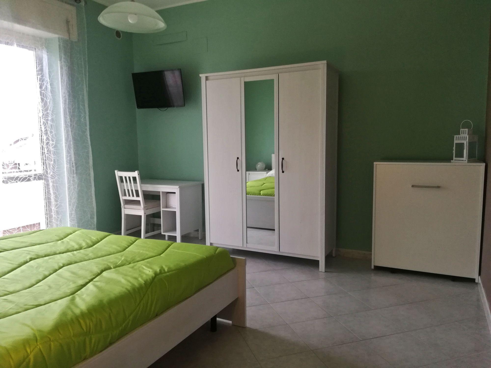 Guest House Il Faraone Fiumicino Exterior photo